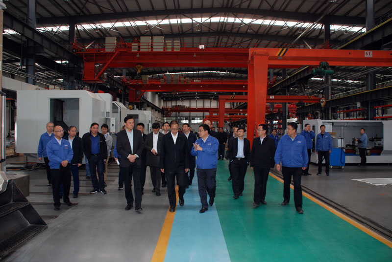 中國中車集團考察組來星火機床公司考察
