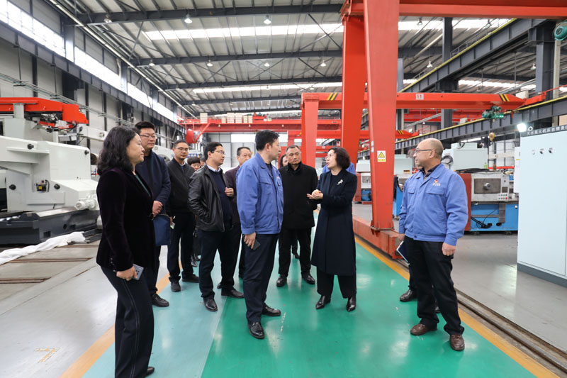 天水市委領(lǐng)導(dǎo)王燕一行來星火機(jī)床公司調(diào)研 天水市委領(lǐng)導(dǎo)王燕一行來星火機(jī)床公司調(diào)研