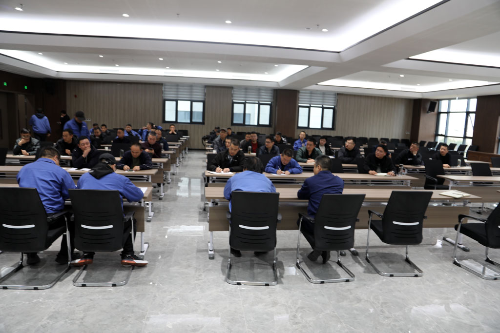 星火數控公司市場營銷部開展質量問題座談會